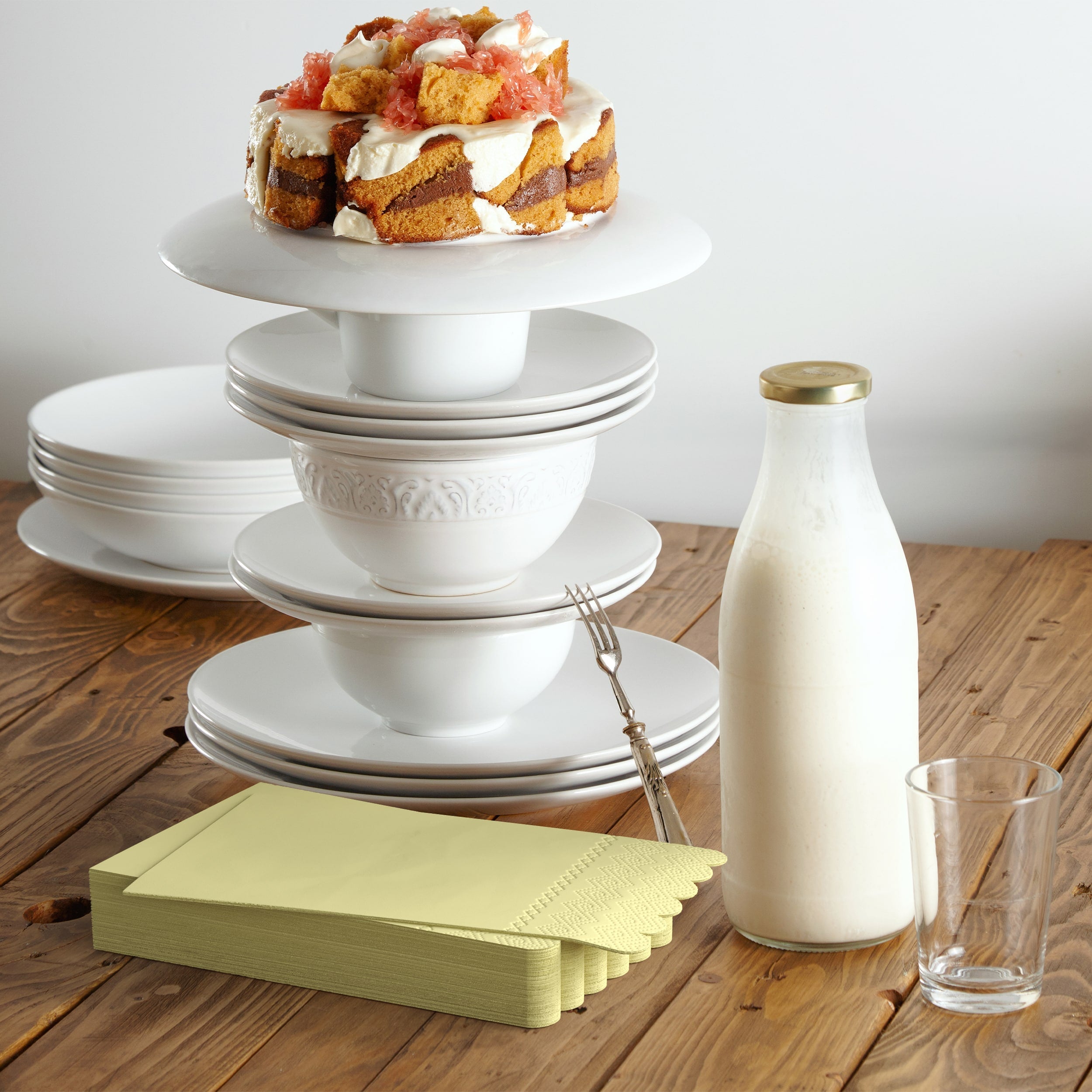 3 Ply Buttercup Yellow Scalloped Dinner Napkins | 800 Count
